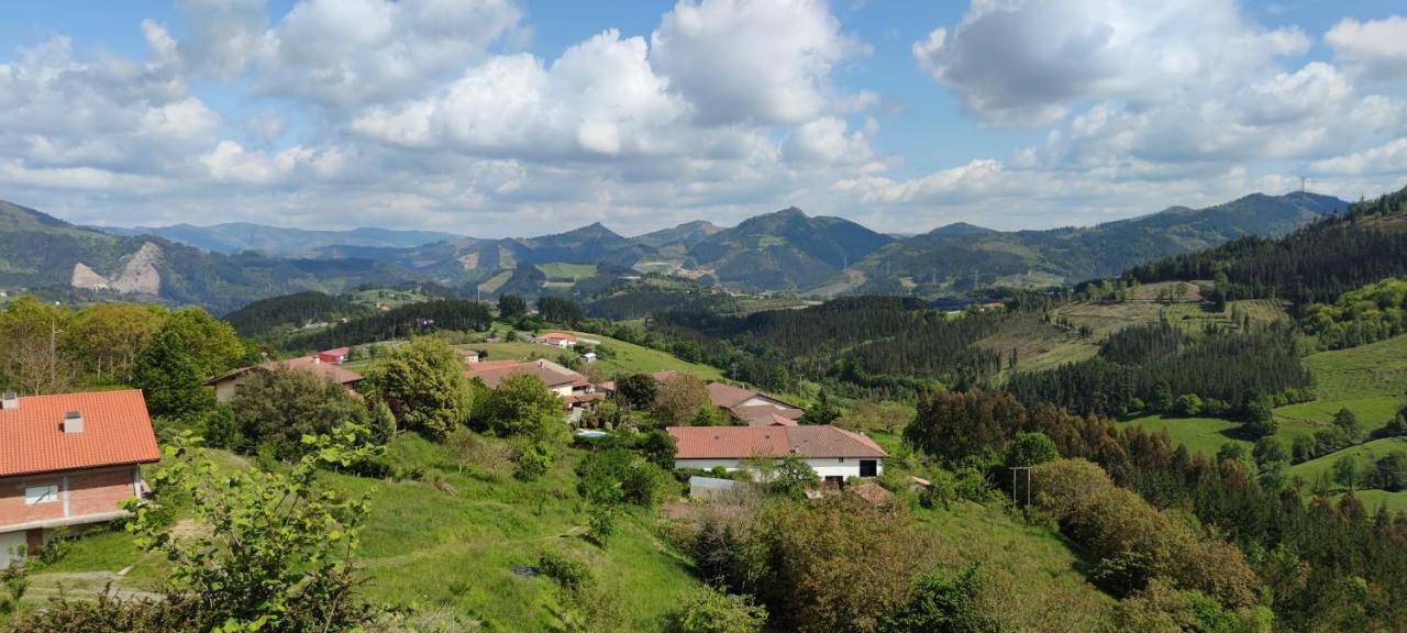Intxaurti Etxea Appartement Mallavia Buitenkant foto